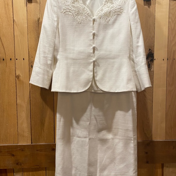 LE SUIT Cream White 4 Button 2 Pc Textured Blazer Coat Jacket Skirt Suit Size 12 - Picture 2 of 6